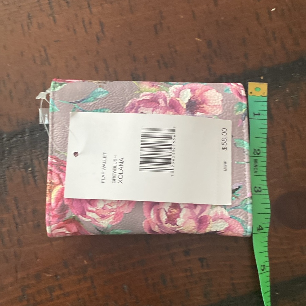 Betsey Johnson grey blush XOLANA floral rose WALLET BNWT $58 - Picture 11 of 11